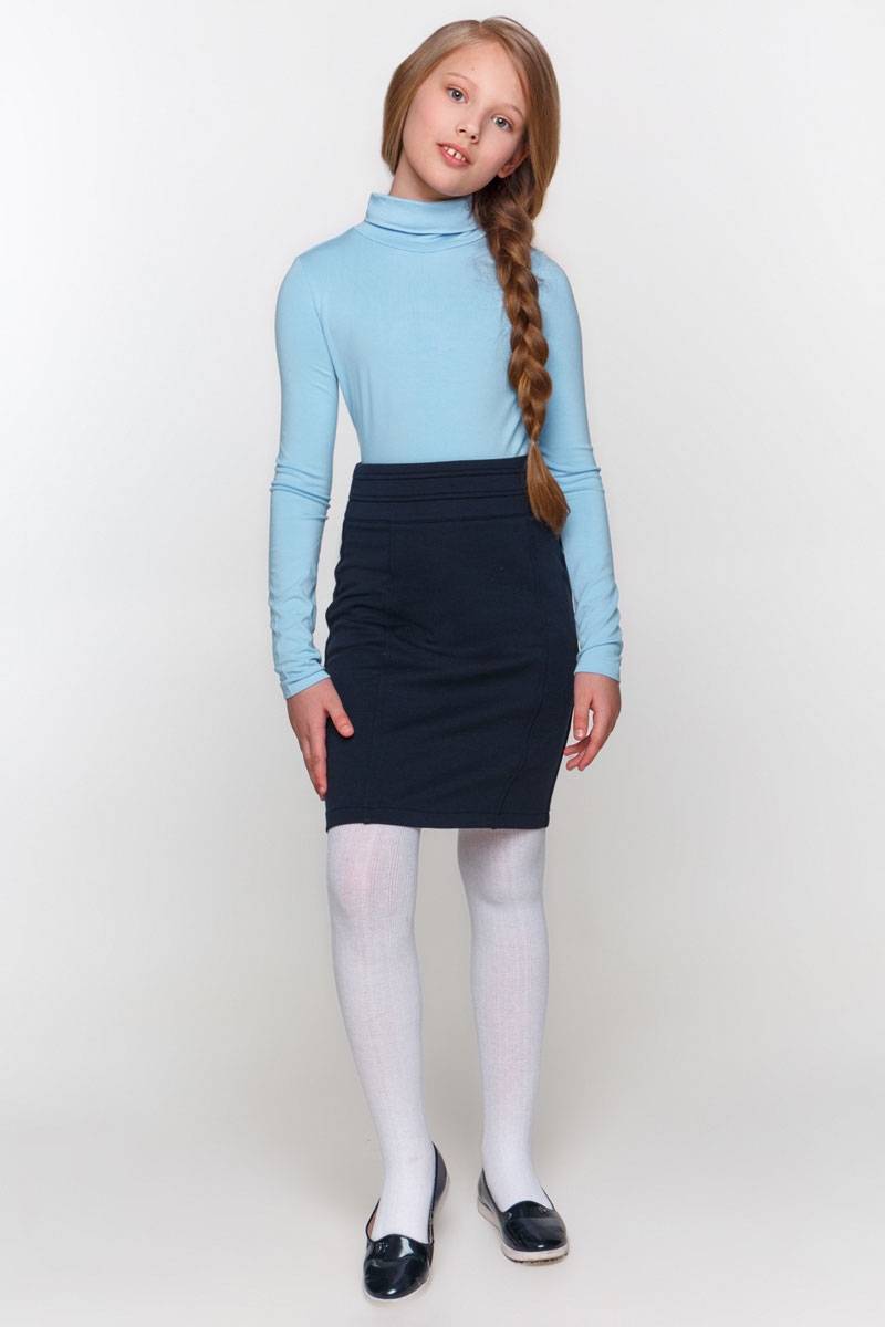 Водолазка для девочки Overmoon by Acoola Ava, цвет: голубой. 21200100001_400. Размер 12221200100001_400 Водолазка для девочки Overmoon by Acoola Ava, цвет: голубой. 21200100001_400. Размер 12221200100001_400Водолазка Overmoon из мягкого эластичного трикотажа, с декоративными защипами у горловины и аппликацией из страз на воротнике. Модель приталенного силуэта, с воротником-гольф и длинными рукавами. На фотографии представлен размер 140. Ширина изделия по линии груди - 34 см; ширина изделия по линии талии - 33,5 см; ширина по низу изделия - 36 см; длина рукава - 50 см; длина изделия - 48,5 см. Разница между размерами составляет 1,5 см.