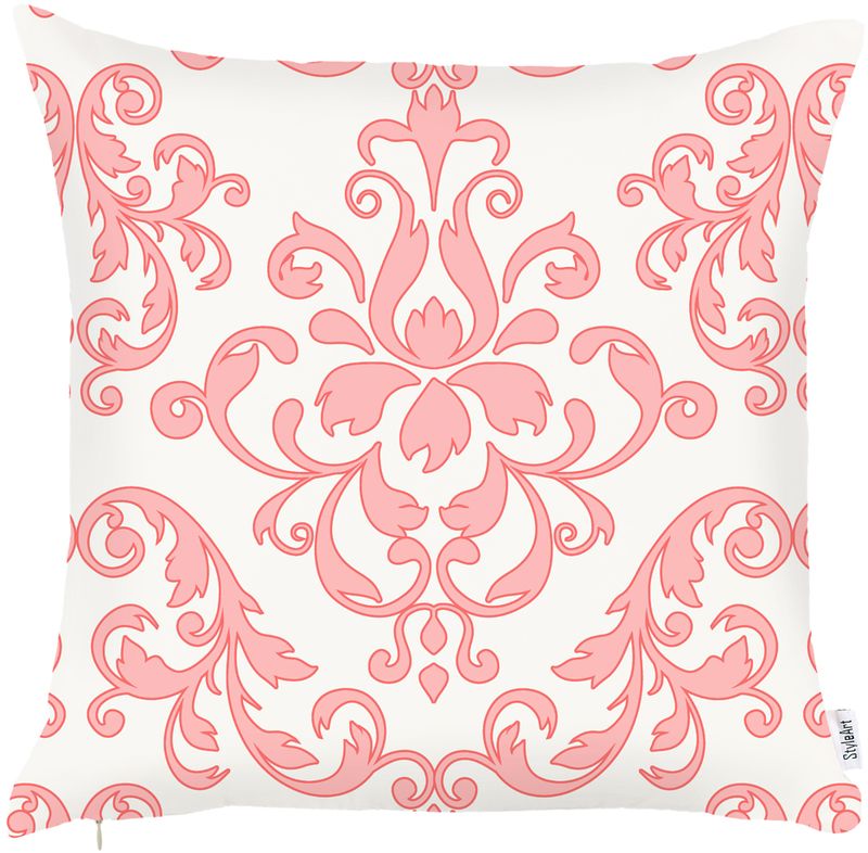 Наволочка декоративная Apolena Fresh Rose, 43 х 43 см. P302-8818/4P302-8818/4 Наволочка декоративная Apolena Fresh Rose, 43 х 43 см. P302-8818/4P302-8818/4Наволочка для декоративной подушки Apolena изготовлена из микрофибры (100% полиэстер). Удобная скрытая молния позволяет легко снимать наволочку для стирки или замены. Особую привлекательность модели придает модный дизайн на лицевой стороне подушки. Обратная сторона выполнена из такой же ткани в однотонном цвете-компаньоне, что позволяет менять декор в зависимости от настроения и других элементов пространства. Декоративная подушка оригинально оформит интерьер, также используется для комфортного сидения на диване или в кресле, а также в качестве подголовника.
