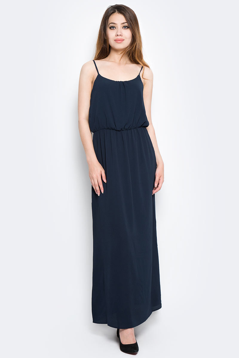 Платье Only, цвет: синий. 15137616_Night Sky. Размер 36 (42)15137616_Night Sky Платье Only, цвет: синий. 15137616_Night Sky. Размер 36 (42)15137616_Night SkyСтильное платье Only выполнено из полиэстера с добавлением эластана. Модель длины макси имеет бретельки и круглое декольте. Талия дополнена резинкой.