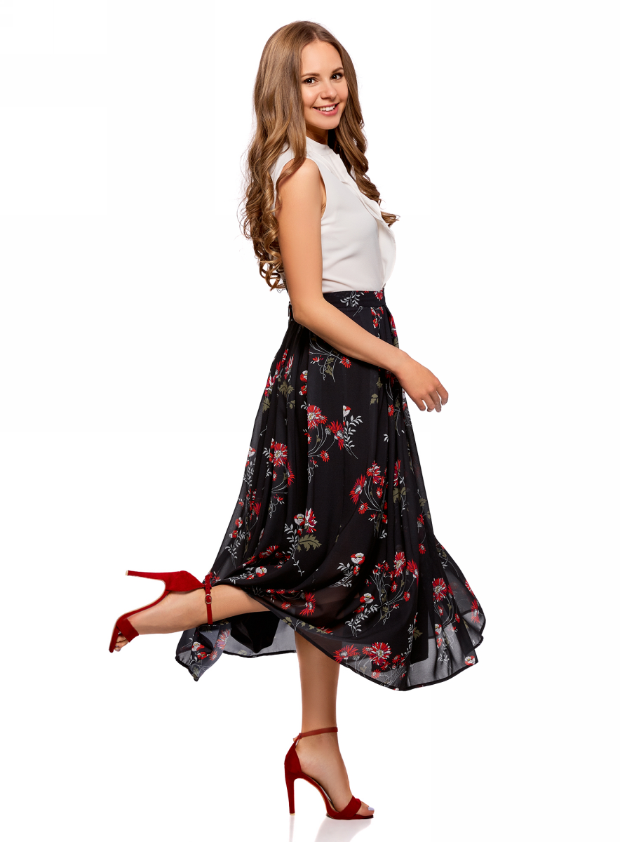 Юбка oodji Collection, цвет: черный, красный. 21600285-3M/17358/2945F. Размер 40 (46-170)21600285-3M/17358/2945F Юбка oodji Collection, цвет: черный, красный. 21600285-3M/17358/2945F. Размер 40 (46-170)21600285-3M/17358/2945FЮбка oodji изготовлена из качественного полиэстера. Юбка со складками из струящейся ткани застегивается сзади на металлическую молнию.