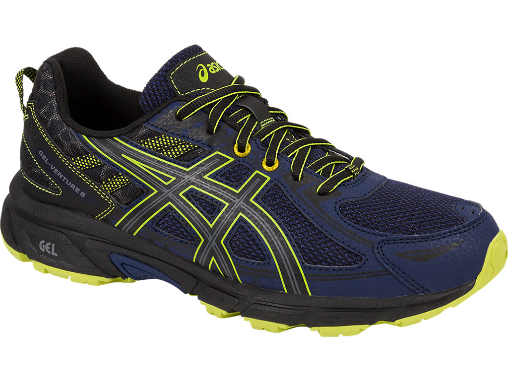 Кроссовки мужские Asics Gel-Venture 6, цвет: синий, черный, желтый. T7G1N-4990. Размер 10H (43)T7G1N-4990 Кроссовки мужские Asics Gel-Venture 6, цвет: синий, черный, желтый. T7G1N-4990. Размер 10H (43)T7G1N-4990Мужские беговые кроссовки Gel-Venture 6 от Asics обеспечивают идеальную посадку и комфорт. Подходят для разных ландшафтов. Конструкция верха с технологией FluidFit представляет собой дышащую сетку с синтетическими накладками для поддержки и укрепления. Снизу конструкция укреплена слоем из искусственной кожи, позволяющим преодолевать лужи. Подошва выполнена из износостойкой резины со специальным протектором, который обеспечивает качественное сцепление с поверхностью в моменты спусков и подъемов на всех типах трасс. Технология AHAR - высококачественная вспененная резина повышенной износостойкости продлевает срок службы обуви. Trail Specific Outsole - специальная подошва для бездорожья создает особый комфорт за счет реверсивного протектора, который обеспечивает хорошее сцепление с поверхностью бездорожья. Технология Rearfoot GEL - специальный вид силикона ASICS гель в пятке, отлично справляющийся с функцией поглощения ударов и снижения нагрузки на пятку, колени и позвоночник спортсмена. Ударопрочная колодка California поддерживает стопу независимо от неровностей поверхности. Верх прострочен по кайме стельки EVA и напрямую закреплен на средней подошве. Съемная уплотненная стелька выполнена из легкого EVA-материала, она может быть извлечена для замены на ортопедическую.