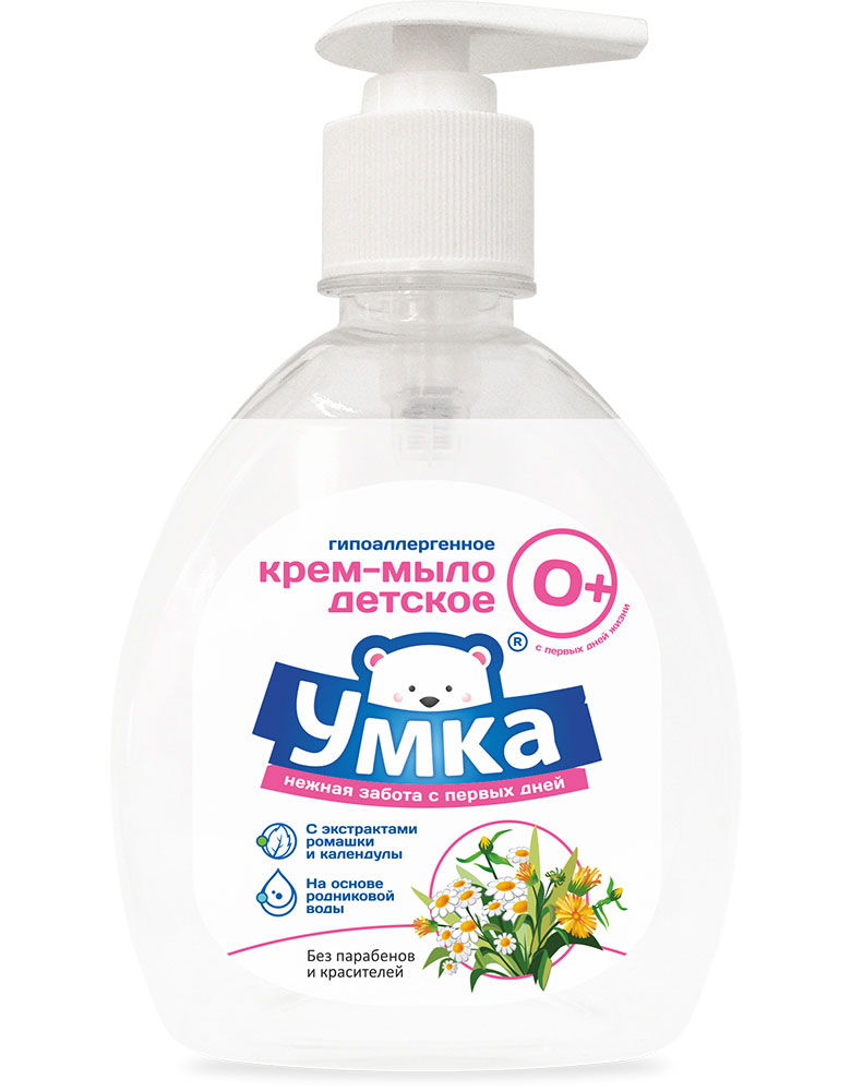 Умка Жидкое крем-мыло, детское, с экстрактом ромашки и календулы, 300 мл870300 Умка Жидкое крем-мыло, детское, с экстрактом ромашки и календулы, 300 мл870300Детское крем-мыло Умка идеально подходит для деликатного ухода за нежной кожей вашего малыша с первых дней жизни. Благодаря компонентам растительного происхождения крем-мыло одновременно бережно очищает, увлажняет и успокаивает чувствительную кожу ребенка. Экстракт ромашки оказывает противовоспалительное действие, смягчает и успокаивает кожу, стимулирует заживление и рост новых клеток, помогает при диатезе и экземе. Экстракт календулы обладает смягчающим, увлажняющим и противовоспалительным действием. Д-пантенол успокаивает чувствительную кожу, снимает раздражение. Средство гипоаллергенно. Подходит для ежедневного использования. Не содержит парабенов и красящих веществ. Рекомендовано к применению с первых дней жизни.Товар сертифицирован.Уважаемые клиенты! Обращаем ваше внимание на то, что упаковка может иметь несколько видов дизайна. Поставка осуществляется в зависимости от наличия на складе.