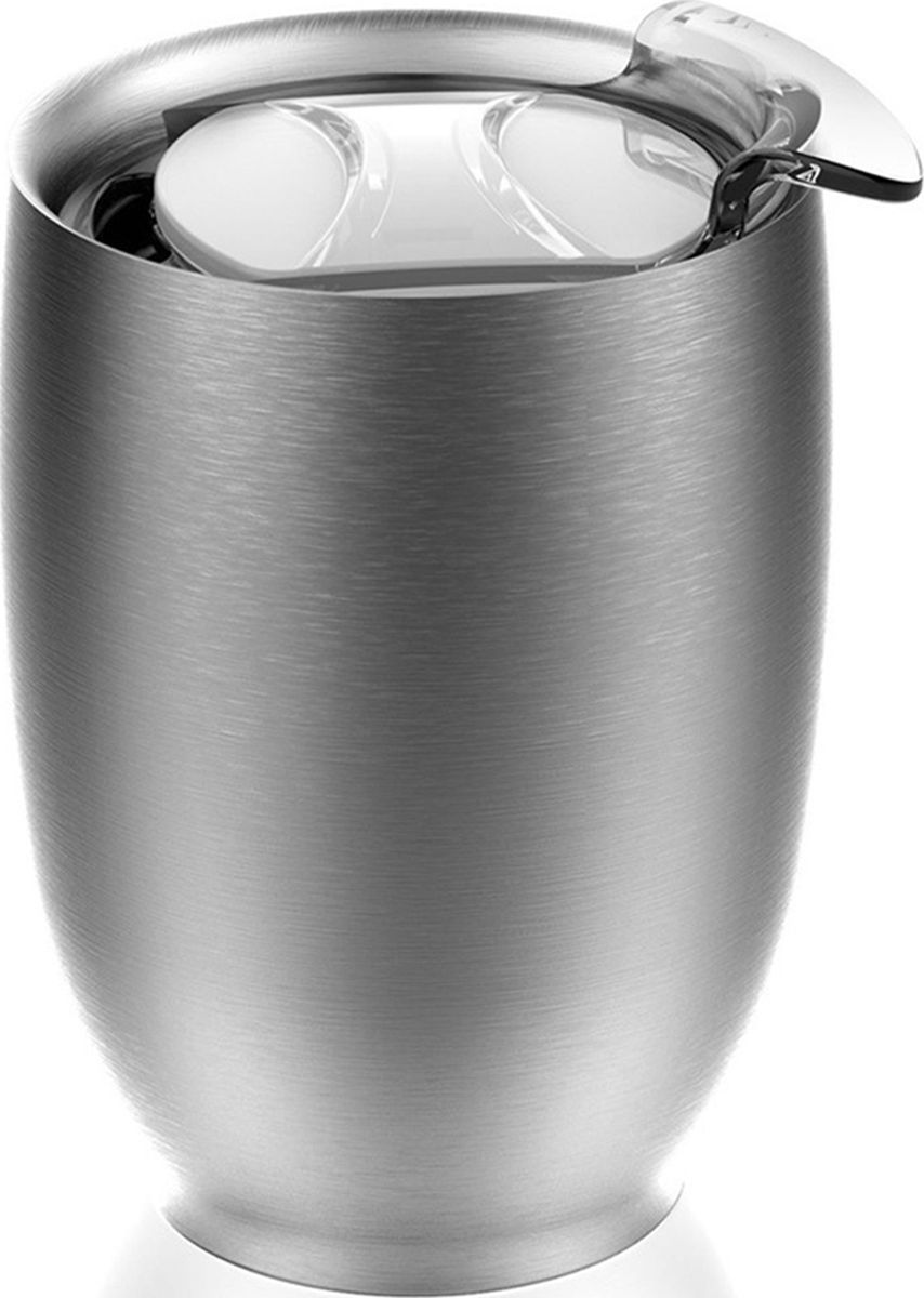 Термокружка Asobu Imperial Beverage, цвет: стальной, 300 млVIC3 silver Термокружка Asobu Imperial Beverage, цвет: стальной, 300 млVIC3 silverТермокружка Asobu Imperial Beverage принадлежит к тому типу кружек, которые мы используем дома или на работе. Однако, Imperial beverage обладает рядом преимуществ, выделяющих ее среди прочих.Во-первых, Imperial beverage -это термокружка с двойными стенками и вакуумной изоляцией, которая будет дольше удерживать Ваш напиток горячим. Во-вторых, она изготовлена из 18/8 нержавеющей стали. Безвоздушное пространство между стенками не позволяет кружке нагреваться, и Вы можете пить горячий кофе, не дожидаясь, когда кружка остынет, она всегда остается холодной! В-третьих, крышка изготовлена из легкого и безопасного пластика, она разбирается на составные части, ее удобно мыть, как вручную, так и в посудомоечной машине. Также крышка имеет гибкую ребристую прокладку по краю, позволяющую лучше изолировать напиток. Да, и не обязательно полностью снимать крышку, чтобы попить: на крышке есть отверстие для быстрого доступа к напитку. И, наконец, у этой кружки такой привлекательный внешний вид!Материал: СтальВысота: 13 смДиаметр: 9 см