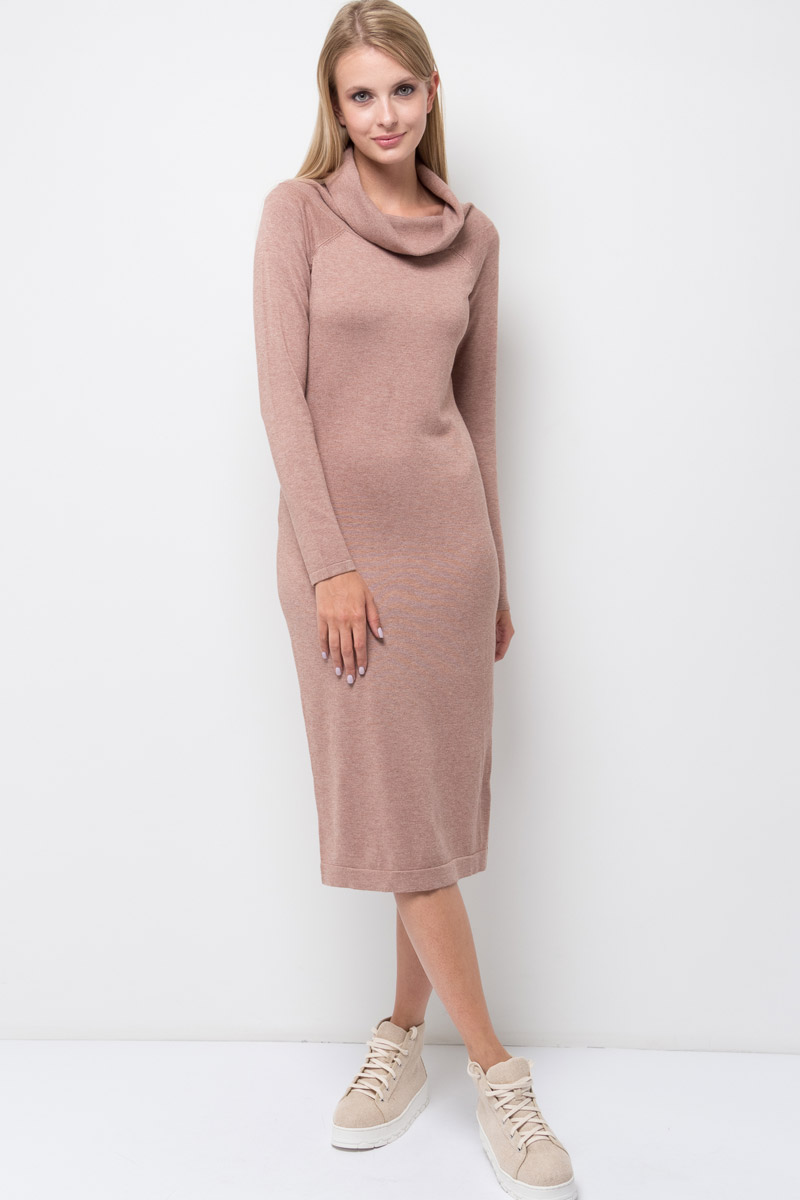 Платье Sela, цвет: бежевый. DSw-117/1212-7380. Размер L (48)DSw-117/1212-7380 Платье Sela, цвет: бежевый. DSw-117/1212-7380. Размер L (48)DSw-117/1212-7380Стильное платье Sela, выполненное из высококачественного материала, приятное на ощупь, не сковывает движения и позволяет коже дышать, обеспечивая комфорт. Модель облегающего кроя с воротником-хомутом и длинными рукавами. Это модное платье станет отличным дополнением к вашему гардеробу!