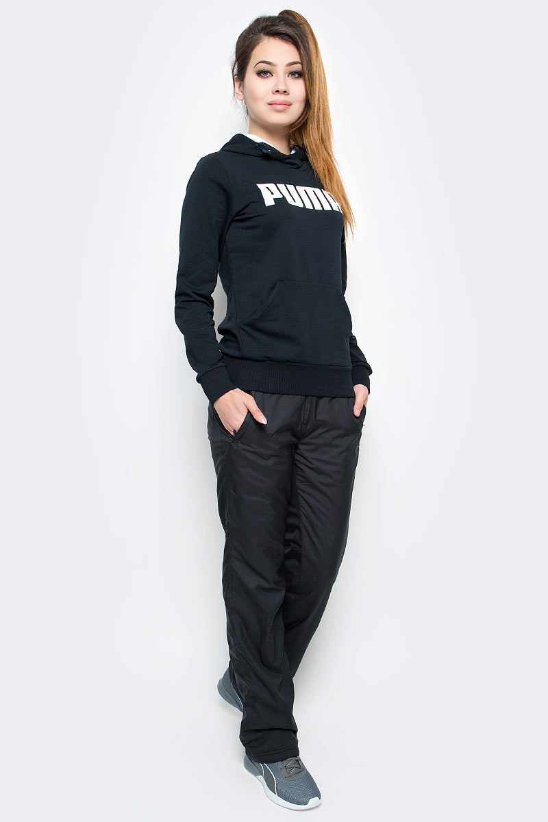 Худи женское Puma Elevated Hoody Tr W, цвет: черный. 59014551. Размер L (46/48)59014551 Худи женское Puma Elevated Hoody Tr W, цвет: черный. 59014551. Размер L (46/48)59014551Худи женское Elevated Hoody Tr W изготовлено из хлопка и полиэстера с добавлением эластана и отделкой на био-основе. Модель имеет длинные стандартные рукава, боковые швы с нахлестом вперед и капюшон. Низ и манжеты рукавов выполнены из эластичного трикотажа в рубчик. Капюшон оснащен затягивающимся шнуром. Подкладка капюшона украшена сплошным набивным рисунком, ворот с внутренней стороны отделан тесьмой с символикой PUMA. Для удобства спереди имеется карман-кенгуру. Полуприлегающий крой гарантирует максимальную свободу движений. На груди худи декорировано надписью PUMA. Такое худи обеспечит комфорт во время тренировки на улице, а также подойдет для повседневного образа.