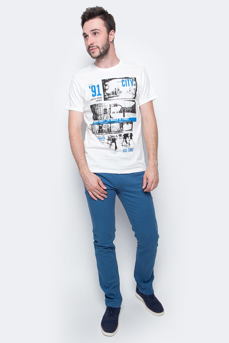 Футболка мужская Sela, цвет: молочный. Ts-211/114-7350. Размер M (48)Ts-211/114-7350 Футболка мужская Sela, цвет: молочный. Ts-211/114-7350. Размер M (48)Ts-211/114-7350Мужская футболка Sela изготовлена из 100% хлопка. Модель полуприлегающего силуэта имеет стандартную длины, круглый вырез горловины и короткие рукава. Легкая и комфортная футболка удобна в носке. Изделие дополнено оригинальным принтом.