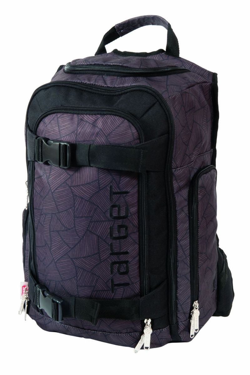 Target Collection Рюкзак Brown112106 Target Collection Рюкзак Brown112106Рюкзак имеет одно большое основное отделение вмещаемое ноутбук до 15”, передний карман ,карман для бутылки воды, верхняя ручка для переноски, отверстие для наушников, застегивается на молнию, несколько внутренних карманов. Ремни для крепления скейтборда. Размер: 45 ? 35 ? 20 см. Объем: 31 л.