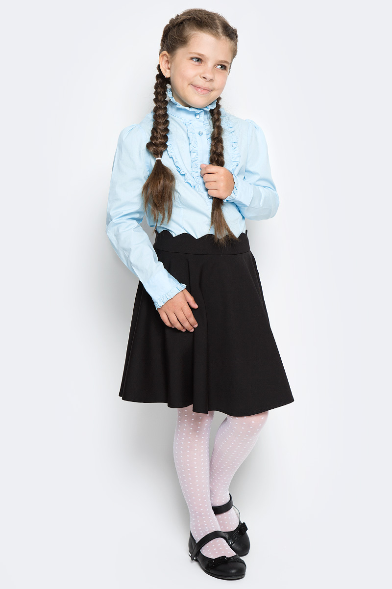 Блузка для девочки Overmoon by Acoola Bett, цвет: голубой. 21200260009_400. Размер 14021200260009_400 Блузка для девочки Overmoon by Acoola Bett, цвет: голубой. 21200260009_400. Размер 14021200260009_400Блузка для девочки Luhta Bett выполнена из высококачественного материала и декорирована рюшами. Модель приталенного силуэта с воротником-стойкой и длинными рукавами застегивается на пуговицы.
