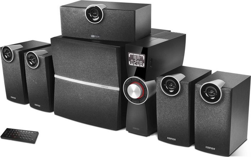 Edifier C6XD, Black акустическая системаC6XD Black Edifier C6XD, Black акустическая системаC6XD BlackНовая модель активных колонок 5.1 от Edifier C6XD представляет собой многофункциональную акустическую систему, оснащенную сразу несколькими интерфейсами и пультом беспроводного управления. Как всегда оригинален и узнаваем внешний вид комплекта.Для удобства подключения вся коммутация выполнена на задней панели внешнего блока усиления. Театр имеет комплект аналоговых входов 5.1, оптический цифровой вход, гнездо для подключения USB носителей с музыкальной информацией и считыватель SD карт. Все разъемы удобно расположены и даже при использование всех входов не будет создавать неудобств при работе. В нижней части усилителя удобно расположены клавиша включения питания комплекта с сетевой кабель, а так же гнезда для подключения сателлитов и сабвуфера.Внешний облик усилителя напоминает винт самолета, брутальное и дерзкое решение дизайнеров Edifier отлично впишется в любой современный интерьер и станет ключевой точкой декора. На боковой поверхности усилителя предусмотрено гнездо для подключения наушников и дополнительный вход AUX - аналогового источника сигналов, что делает более комфортной работу с системой. На фронтальной панели усилителя находится поворотный механизм многофункционального регулятора и клавиши выбора режима управления.Модель С6XD имеет полностью цифровой тракт. Оконечные усилители класса D – оригинальные TAS5342A, производства Texas Instruments с полным комплектом контроллеров и преобразователей. Поэтому цифровой вход является приоритетным, а аналоговый организован на трех АЦП PCM1808. Все регулировки осуществляются электронными регуляторами. Их ресурс практически бесконечен, а точность установки параметров - идеальна. Усилитель сабвуфера построен по мостовой схеме, что позволило развить большую мощность с умеренным напряжением питания. При этом усилитель класса D обеспечивает высокий КПД и низкое энергопотребление. Все напряжения питания, а их для питания цифровой и аналоговой части необходимо немало - стабилизированы. В модели применен универсальный источник питания 100-240 В при 50-60 Гц с преобразователем.Двухполосные сателлиты выполнены из качественного МДФ. Высокочастотные динамики имеют рупорное оформление. Кроме расширения диаграммы направленности и увеличения чувствительности излучателей, этот элемент конструкции заметно оживляет внешний вид колонок. Сабвуфер имеет оформление фазоинвертор, порт которого выведен на заднюю сторону.Размеры:Усилитель: 250 х 78 х 255 ммРазмеры динамиков фронтальных колонок: 1 х 19 мм, 1 x 76 ммРазмеры динамиков сабвуфера: 1 х 165 ммРазмеры динамиков центрального канала: 1 х 19 мм, 2 x 76 ммРазмеры динамиков тыловых колонок: 1 x 19 мм, 1 x 76 мм