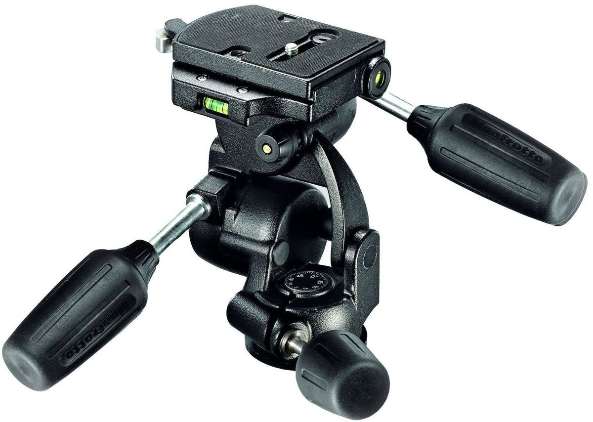 Manfrotto 808RC4, Black штативная головка808RC4 Manfrotto 808RC4, Black штативная головка808RC4Появление головки 808RC4 обновило наш ассортимент трехплоскостных головок, добавив новые элементы и одновременно сохранив полюбившиеся вам функции. Две уравновешивающих пружины обеспечивают фронтальный (вперед-назад) и боковой (влево-вправо) наклоны камеры. Эти пружины помогают вам удобно управлять тяжелыми камерами (например, с длинными объективами), прилагая минимальные усилия. Если вам необходима обычная работа головки, обе пружины можно отключить. Головка изготовлена из алюминия и способна выдерживать нагрузку до 8 кг, будучи при этом достаточно легкой и компактной, чтобы поместиться в любой кофр. Используется стандартная быстросъемная система с двумя пузырьковыми уровнями, позволяющая ставить крупные площадки для камер и точно выравнивать их.