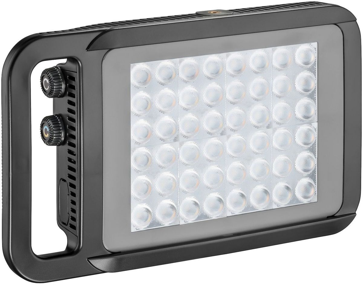 Manfrotto MLL1300-BI, Black свет для фотостудииMLL1300-BI Manfrotto MLL1300-BI, Black свет для фотостудииMLL1300-BIMLL1300-BI — диодный источник постоянного света для фото/видеосъемки. Он относится к профессиональной серии светильников Manfrotto LYKOS. Модель отличается точной цветопередачей (CRI>93%), возможностью регулировки цветовой температуры в пределах 3000-5600K, высокой мощностью (1500 люкс на метр). Встроенный регулятор позволяет варьировать яркость светового потока.Все светильники LYKOS имеют унифицированную процедуру настройки на производстве, благодаря чему пользователь может объединять несколько устройств вместе для увеличения светового потока или увеличения площади покрытия. Каждый диод снабжен собственной линзой для обеспечения максимально точного и эффективного освещения.Устройство может питаться от опциональных аккумуляторов типа Sony L. Для крепления предусмотрено резьбовое соединение 1/4 дюйма. Компактная голова идет в комплекте. Светильник можно также держать в руке. На корпусе предусмотрена удобная рукоятка.Входное напряжение 6,5-18В 1,4-4 АВес 450 г