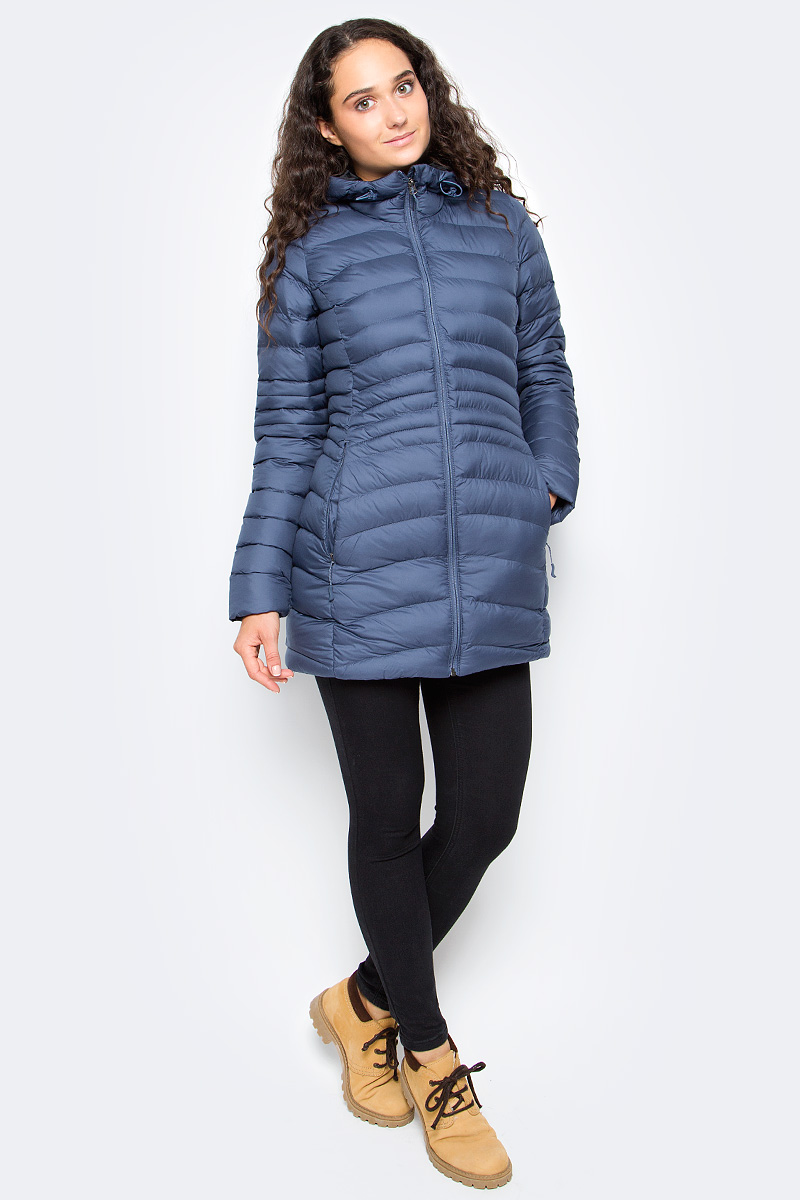 Куртка женская Reebok Od Dwnlk Prka, цвет: синий. BR0503. Размер M (46/48)BR0503 Куртка женская Reebok Od Dwnlk Prka, цвет: синий. BR0503. Размер M (46/48)BR0503Женская куртка Reebok выполнена из водонепроницаемой и дышащей ткани - высококачественного полиэстера. В качестве наполнителя используется 100% полиэстер. Модель с капюшоном застегивается на застежку-молнию. Изделие оснащено двумя прорезными карманами на застежках-молниях. Объем капюшона регулируется при помощи эластичного шнурка со стопперами. Куртка дополнена светоотражающими элементами.