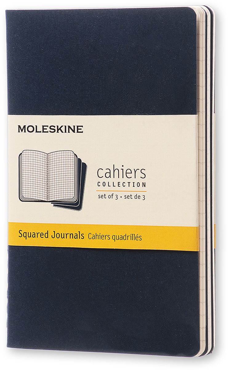 Moleskine Набор записных книжек Cahier Pocket 32 листа в клетку цвет темно-синий 3 штCH212 Moleskine Набор записных книжек Cahier Pocket 32 листа в клетку цвет темно-синий 3 штCH212Записные книжки Moleskine Cahier Journal Pocket отличаются гибкой и прочной картонной обложкой и хорошо заметной прошивкой на корешке. Внутренний блок состоит из 32 листов бумаги в клетку, последние 16 листов отделяются. Есть карман для заметок на отдельных листах. В набор из 3 штук вложена открытка с историей Moleskine.
