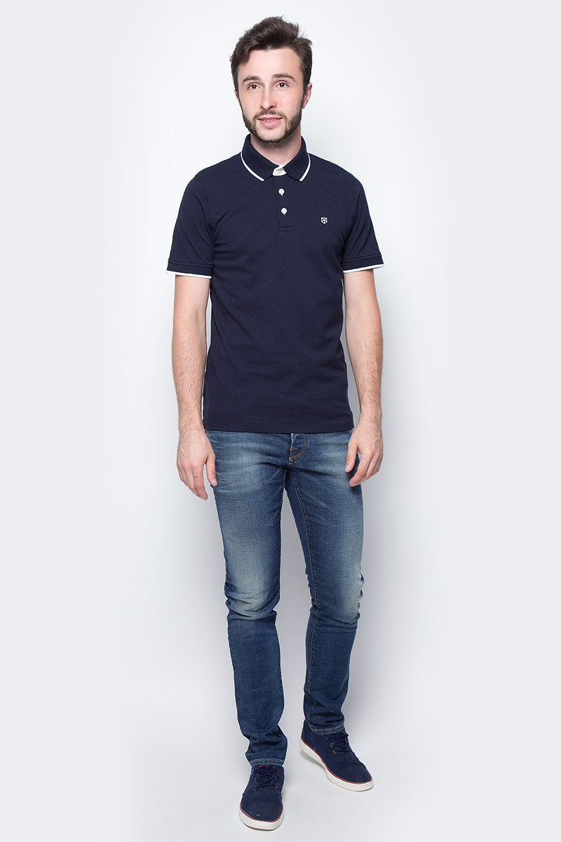 Поло мужское Jack & Jones, цвет: темно-синий. 12091243_Dark Navy. Размер S (44)12091243_Dark Navy Поло мужское Jack & Jones, цвет: темно-синий. 12091243_Dark Navy. Размер S (44)12091243_Dark NavyПоло мужское Jack & Jones выполнено из натурального хлопка. Модель с короткими рукавами и отложным воротником-поло на груди застегивается на пуговицы.