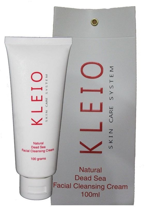 Kleio Натуральный крем для умывания Skin Care System Natural Dead Sea Facial Cleansing Cream, 100 млK01300100 Kleio Натуральный крем для умывания Skin Care System Natural Dead Sea Facial Cleansing Cream, 100 млK01300100Этот уникальный продукт – крем для умывания- применяется для всех типов кожи лица, в том числе и проблемной; глубоко и в тоже время мягко очищает кожу; превосходно смягчает, увлажняет, питает и восстанавливает; придает коже лица свежий и естественный здоровый вид, мягко удаляет загрязнения и макияж; оказывает легкое терапевтическое воздействие; содержит натуральные природные соли, минералы и грязь Мертвого моря.