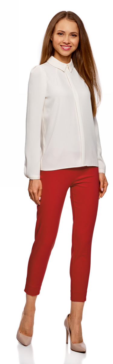 Брюки женские oodji Collection, цвет: красный. 21706022-5B/35589/4500N. Размер 42 (48-170)21706022-5B/35589/4500N Брюки женские oodji Collection, цвет: красный. 21706022-5B/35589/4500N. Размер 42 (48-170)21706022-5B/35589/4500NЖенские брюки oodji выполнены из качественной смесовой ткани. Брюки застегиваются на боковую молнию и дополнены шлевками для ремня. Укороченная зауженная модель дополнена небольшими разрезами по низу брючин.