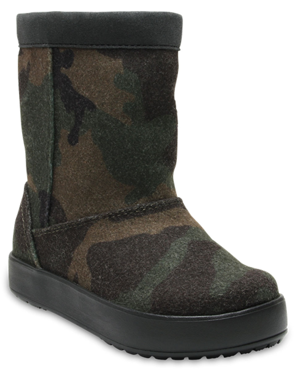Сапоги для девочки Crocs LodgePoint Novelty Boot K, цвет: темно-зеленый. 204661-960. Размер J2 (33/34)