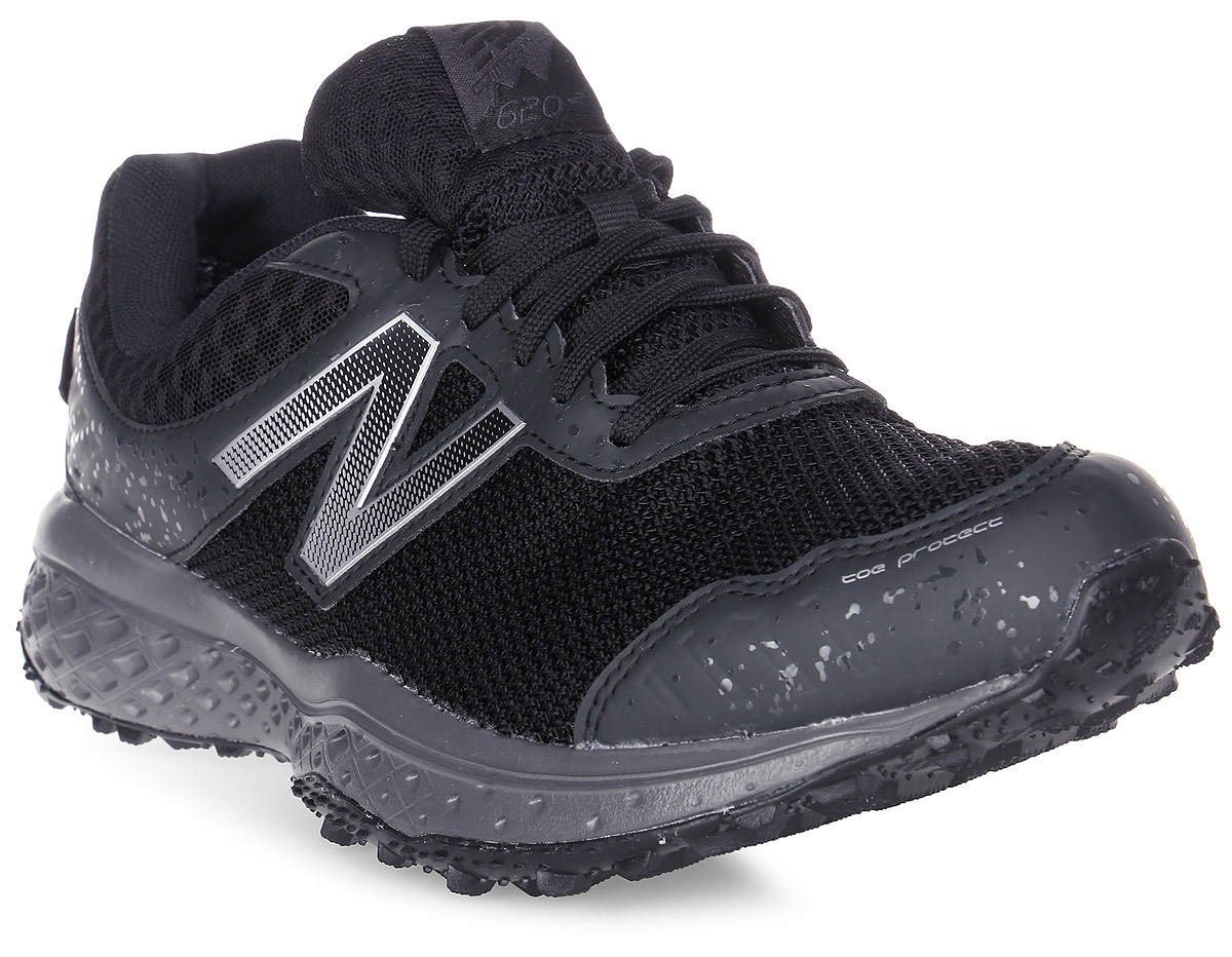 Кроссовки мужские New Balance 620, цвет: черный. MT620GT/D. Размер 10,5 (44,5)MT620GT/D Кроссовки мужские New Balance 620, цвет: черный. MT620GT/D. Размер 10,5 (44,5)MT620GT/DСтильные мужские кроссовки от New Balance 620 станут отличным выбором для людей, которые всегда стремятся быть в тренде. Верх модели выполнен из текстиля со вставками из полиуретана. По бокам обувь оформлена декоративными элементами в виде фирменного логотипа бренда, на язычке - фирменной нашивкой. Классическая шнуровка надежно зафиксирует изделие на ноге. Подкладка и стелька, изготовленные из текстиля, гарантируют уют и предотвращают натирание. Удобные кроссовки займут достойное место среди коллекции вашей обуви.