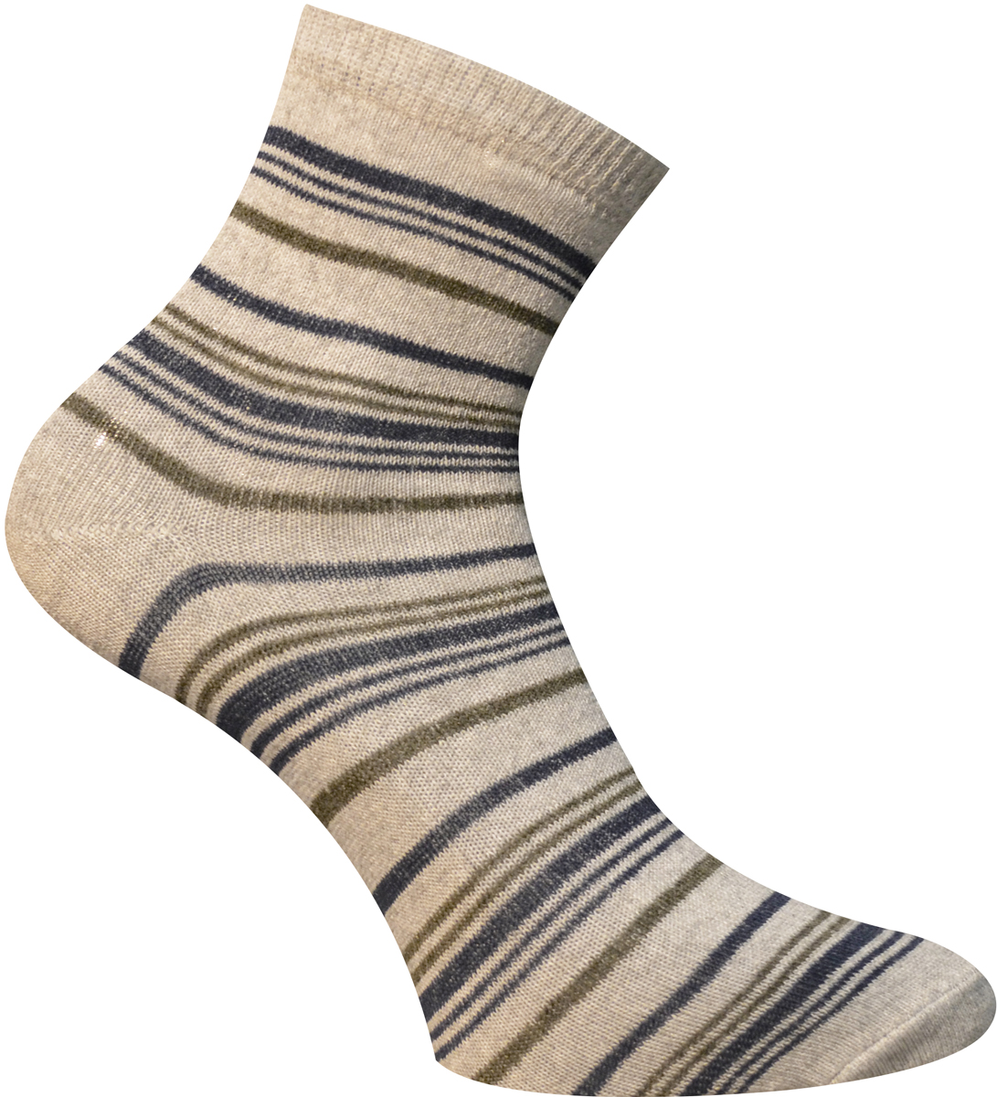 Носки детские Master Socks, цвет: серый. 52064. Размер 1252064 Носки детские Master Socks, цвет: серый. 52064. Размер 1252064Удобные носки Master Socks, изготовленные из высококачественного комбинированного материала с хлопковой основой, очень мягкие и приятные на ощупь, позволяют коже дышать.Эластичная резинка плотно облегает ногу, не сдавливая ее, обеспечивая комфорт и удобство. Носки с паголенком классической длины оформлены принтом в полоску. Практичные и комфортные носки великолепно подойдут к любой вашей обуви.