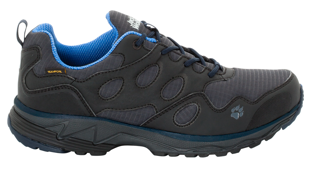 Кроссовки для бега мужские Jack Wolfskin Venture Fly Texapore Low M, цвет: синий, серый. 4022081-1615. Размер 8 (40,5)4022081-1615 Кроссовки для бега мужские Jack Wolfskin Venture Fly Texapore Low M, цвет: синий, серый. 4022081-1615. Размер 8 (40,5)4022081-1615Когда вы тренируетесь на открытом воздухе, последнее, о чем вам хочется беспокоиться, это погода. Водонепроницаемые кроссовки Venture Fly Texapore Low предназначены для пробежек на любых тропах, дорожках, а также, на мягкой поверхности - с сухими ногами.Верхняя часть обуви изготовлена из синтетической легко очищаемой кожи с сетчатыми вставками, которые позволяют воздуху циркулировать, удаляя при этом лишнюю влагу. Мембранный материал Texapore сохранит ваши ноги сухими. Удерживающие характеристики легкой подошвы позволят вам не чувствовать дискомфорта при беге на любой поверхности.