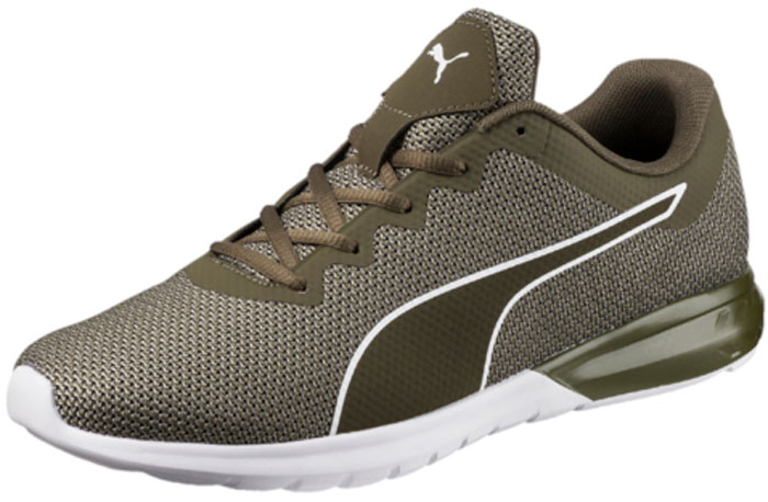 Кроссовки мужские для бега Puma Vigor, цвет: темно-зеленый. 18953307. Размер 11 (45)18953307 Кроссовки мужские для бега Puma Vigor, цвет: темно-зеленый. 18953307. Размер 11 (45)18953307Новинка сезона Puma Vigor - это эластичность, упругость и оригинальный стиль. Низкопрофильная промежуточная подошва с фирменным вспененным материалом в качестве амортизатора и особое расположение бороздок на внешней подошве делают модель очень легкой и буквально повторяющей форму стопы, а мягкие стельки Softfoam только увеличивают комфорт. Двухцветная элегантная цветовая гамма и многослойный верх, в котором используется сетчатый материал, создают современный и запоминающийся облик модели.