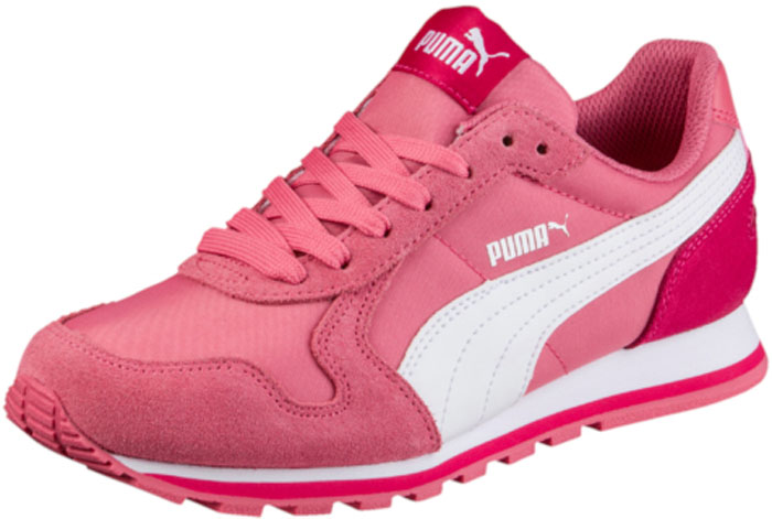 Кроссовки для девочки Puma ST Runner NL Jr, цвет: розовый. 35877020. Размер 5 (37)35877020 Кроссовки для девочки Puma ST Runner NL Jr, цвет: розовый. 35877020. Размер 5 (37)35877020Разработанные в лучших традициях PUMA кроссовки серии ST Runner NL Jr - идеальный вариант для прогулок и активного отдыха. Верхняя часть обуви из высококачественного нейлона с мягкими замшевыми вставками и накладками обеспечивает комфорт и прекрасную посадку по ноге. Модель ST Runner NL Jr – это неповторимый дизайн, новое прочтение классической традиции и прекрасное дополнение к стильному повседневному гардеробу.