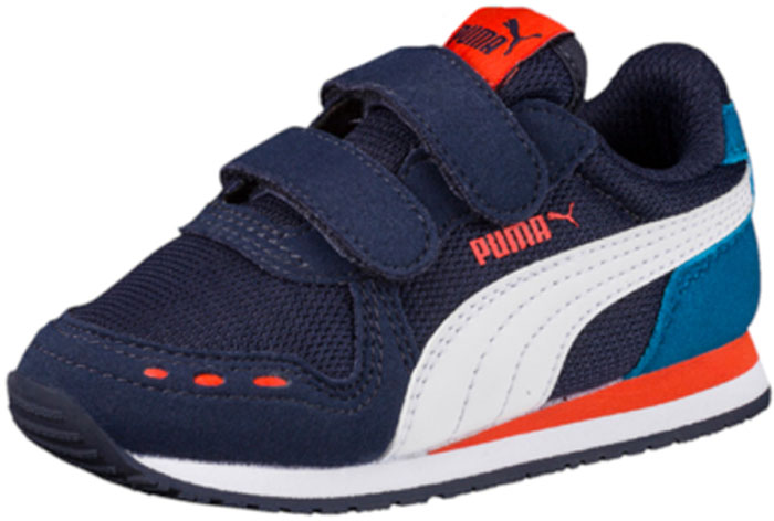 Кроссовки для мальчика Puma Cabana Racer Mesh V PS, цвет: темно-синий. 36024525. Размер 2,5 (34)36024525 Кроссовки для мальчика Puma Cabana Racer Mesh V PS, цвет: темно-синий. 36024525. Размер 2,5 (34)36024525Непревзойденные кроссовки Cabana Racer Mesh V PS от Puma – любимая всеми модель в коллекции беговой обуви RS и настоящая спортивная классика – снова в этом сезоне! Эти легкие кроссовки на плоской подошве, которые были впервые представлены в далеком 1981 году, сегодня получили вторую жизнь, став незаменимым атрибутом гардероба стильной молодежи. В нынешнем сезоне кроссовки Cabana Racer имеют верх из современного нейлона со стильными замшевыми накладками. Ремешки на липучках надежно фиксируют обувь на стопе. Кожаная стелька позволяет ногам дышать. Рифленая поверхность подошвы гарантирует отличное сцепление с различными поверхностями.