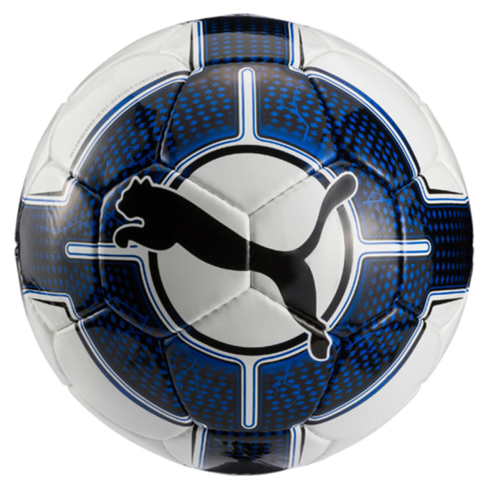 Мяч футбольный Puma Evopower 5.3 Trainer Hs, цвет: белый, синий. 08256236. Размер 508256236 Мяч футбольный Puma Evopower 5.3 Trainer Hs, цвет: белый, синий. 08256236. Размер 508256236Футбольный мяч для тренировок с оптимальным сочетанием цена-качество для мяча, чьи панели сшиты вручную. Он изготовлен из 32 панелей с одинаковой площадью поверхности для уменьшения нагрузки на швы и придания ему идеально круглой формы. Панели имеют многослойную тканевую подложку для большей стабильности, износостойкости и улучшения аэродинамики.Латексная камера в сочетании с клапаном PUMA AIR LOCK препятствуют утечке воздуха. На данный мяч предоставляется гарантия сохранения формы в течение года.