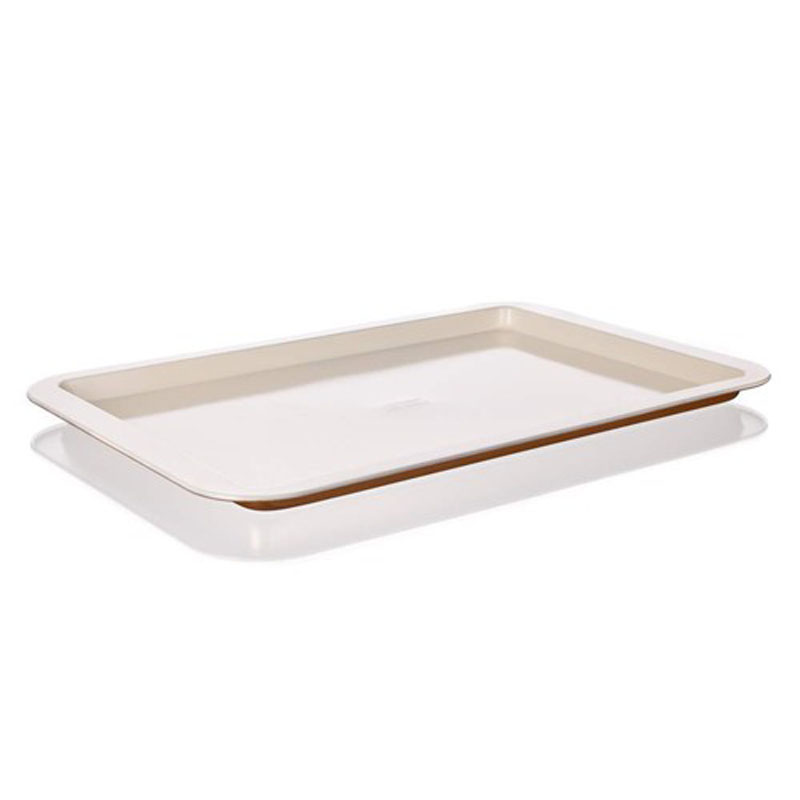 Лоток для выпечки Banquet Gourmet Ceramia, с керамическим покрытием, 42 х 29 х 2 см19YLE333GC Лоток для выпечки Banquet Gourmet Ceramia, с керамическим покрытием, 42 х 29 х 2 см19YLE333GCУдобная и практичная прямоугольная форма, компактного размера. Красивый внешний вид - можно использовать для запекания, а также сервировки стола. Металлическая форма для запекания, имеет прямоугольную форму 42x29x2 см, керамическое антипригарное покрытие