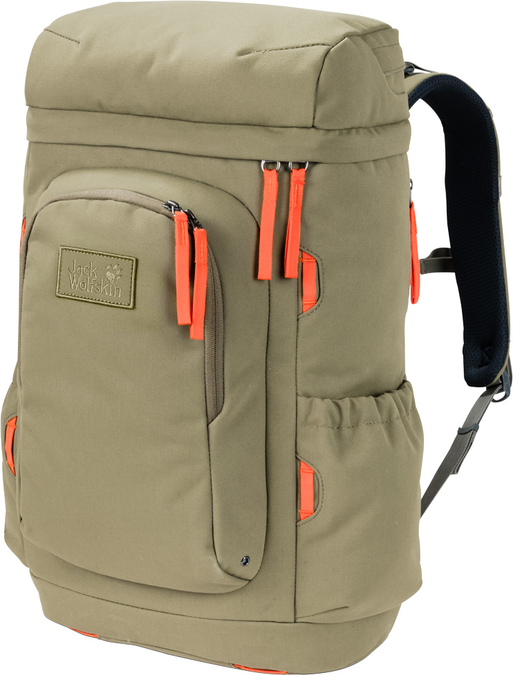 Рюкзак Jack Wolfskin Cannonball 30 Pack, цвет: светло-оливковый, 28 л. 2006171-50332006171-5033 Рюкзак Jack Wolfskin Cannonball 30 Pack, цвет: светло-оливковый, 28 л. 2006171-50332006171-5033Рюкзак Jack Wolfskin Cannonball 30 Pack - компактный рюкзак с отделением для планшета и ноутбука для кратковременных поездок и ежедневного использования. Рюкзак Cannonball 30 Pack поможет вам моментально собраться в путь. Прямоугольная форма делает этот рюкзак настолько устойчивым, что он будет стоять без вашей помощи, а система загрузки сверху и широкое отверстие позволят вам быстро упаковать вещи. Рюкзак достаточно вместителен для кратковременных поездок, а благодаря отделению для ноутбука, его также можно использовать для офиса и как городской рюкзак на каждый день.Дизайн простой и непритязательный - вполне соответствует стилю американских странствующих рабочих. Однако, основное отделение в сочетании с передним отделением и отделением в клапане, а также боковыми карманами, предоставят вам уйму возможностей взять с собой все необходимое для кочевой жизни. Вы можете упаковать свой ноутбук или планшет отдельно от других вещей и доставать его через застежку-молнию сбоку. Многочисленные петли-держатели и крепления снаружи рюкзака предоставляют огромный простор для импровизации в случае смены планов в последний момент.