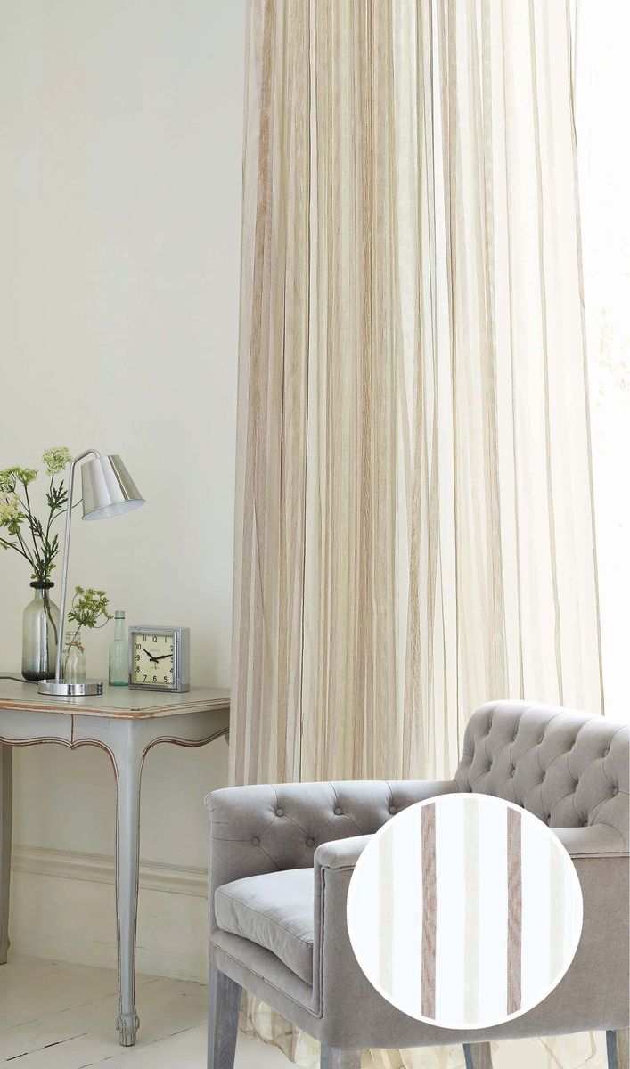 Штора Garden, на ленте, цвет: бежевый, коричневая, высота 260 см. С W2498 V4С W2498 V4 Штора Garden, на ленте, цвет: бежевый, коричневая, высота 260 см. С W2498 V4С W2498 V4Изящная тюлевая штора Garden, выполнена из высококачественной сетчатой ткани белого цвета с полосой бежевого цвета. Полупрозрачная ткань, хорошо подойдет для солнечной комнаты.Штора крепится на карниз при помощи ленты, которая поможет красиво и равномерно задрапировать верх.