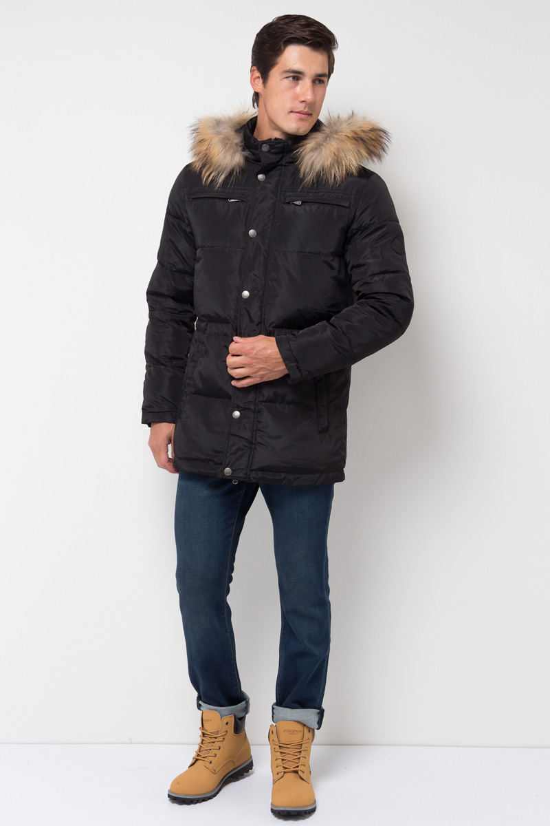 Куртка мужская Sela, цвет: черный. Cp-226/402-7331. Размер XXL (54)Cp-226/402-7331 Куртка мужская Sela, цвет: черный. Cp-226/402-7331. Размер XXL (54)Cp-226/402-7331Модная куртка от Sela выполнена из высококачественного материала с утеплителем из синтепона. Модель полуприлегающего кроя с отстегивающимся капюшоном застегивается на молнию и дополнена ветрозащитным клапаном на кнопках. Капюшон оформлен опушкой из натурального меха енота. Имеются боковые карманы.