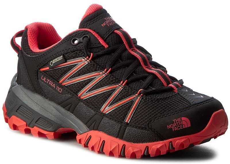 Кроссовки женские The North Face W Ultra 110 Gtx (Eu), цвет: черный. T92VVWTHS. Размер 8H (39,5)T92VVWTHS Кроссовки женские The North Face W Ultra 110 Gtx (Eu), цвет: черный. T92VVWTHS. Размер 8H (39,5)T92VVWTHSКроссовки Ultra 110 Gtx от The North Face выполнены из качественного материала. Модель на ноге фиксируется при помощи шнуровки. Подкладка и стелька из текстиля гарантируют комфорт при носке. Подошва выполнена из прорезиненного материала. В обуви применены технологии 12 mm Offset, EVA, Gore-Tex Performance Comfort Footwear, Snake Plate, UltrAtac. Практичная и удобная обувь на каждый день.