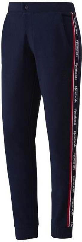 Брюки спортивные женские Reebok F Snap Pant, цвет: темно-синий. BR7458. Размер XS (40)BR7458 Брюки спортивные женские Reebok F Snap Pant, цвет: темно-синий. BR7458. Размер XS (40)BR7458Спортивные брюки от Reebok выполнены из мягкого хлопкового трикотажа. Модель зауженного кроя, брючины по низу дополнены широкими манжетами. В поясе брюки застегиваются на кнопку и имеют ширинку на молнии, имеются два кармана по бокам, один карман сзади.