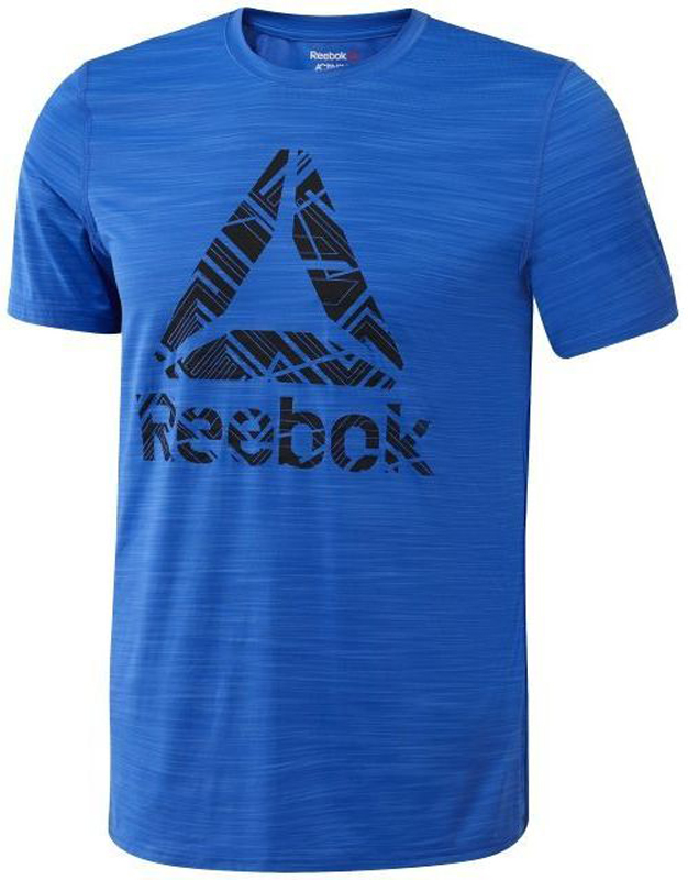 Футболка для фитнеса мужская Reebok Workout Ready ActivChill Graphic, цвет: синий. BQ3855. Размер XL (56/58)BQ3855 Футболка для фитнеса мужская Reebok Workout Ready ActivChill Graphic, цвет: синий. BQ3855. Размер XL (56/58)BQ3855Чрезвычайно качественная мужская футболка от Reebok, наличие которой никогда не будет лишним в гардеробе каждого современного мужчины. Для изготовления изделия была задействована ткань, оптимально соединяющая в себе натуральные и синтетические волокна. Применение передовых технологий в данном случае позволило создать максимально комфортную одежду для спорта и повседневности. Технология Speedwick отводит влагу с покровов кожи, оставляя ощущение сухости и комфорта. Вместе с тем, технология Activchill отвечает за свободный воздухообмен и естественную вентиляцию тела. Прямой покрой изделия, предусматривающий полную свободу движений, дает возможность проводить наиболее продуктивные тренировки. Крупный логотип с названием фирмы-изготовителя размещается во фронтальной части одежды.
