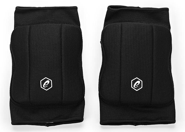 Наколенники Asics Basic Kneepad, цвет: черный. Размер L146814-0904 Наколенники Asics Basic Kneepad, цвет: черный. Размер L146814-0904Наколенники Asics Basic Kneepad выполнены из прочной ткани с влагорегулирующими свойствами. Точная посадка позволяет легко надевать и снимать изделие. Для дополнительной вентиляции сзади предусмотрено отверстие.