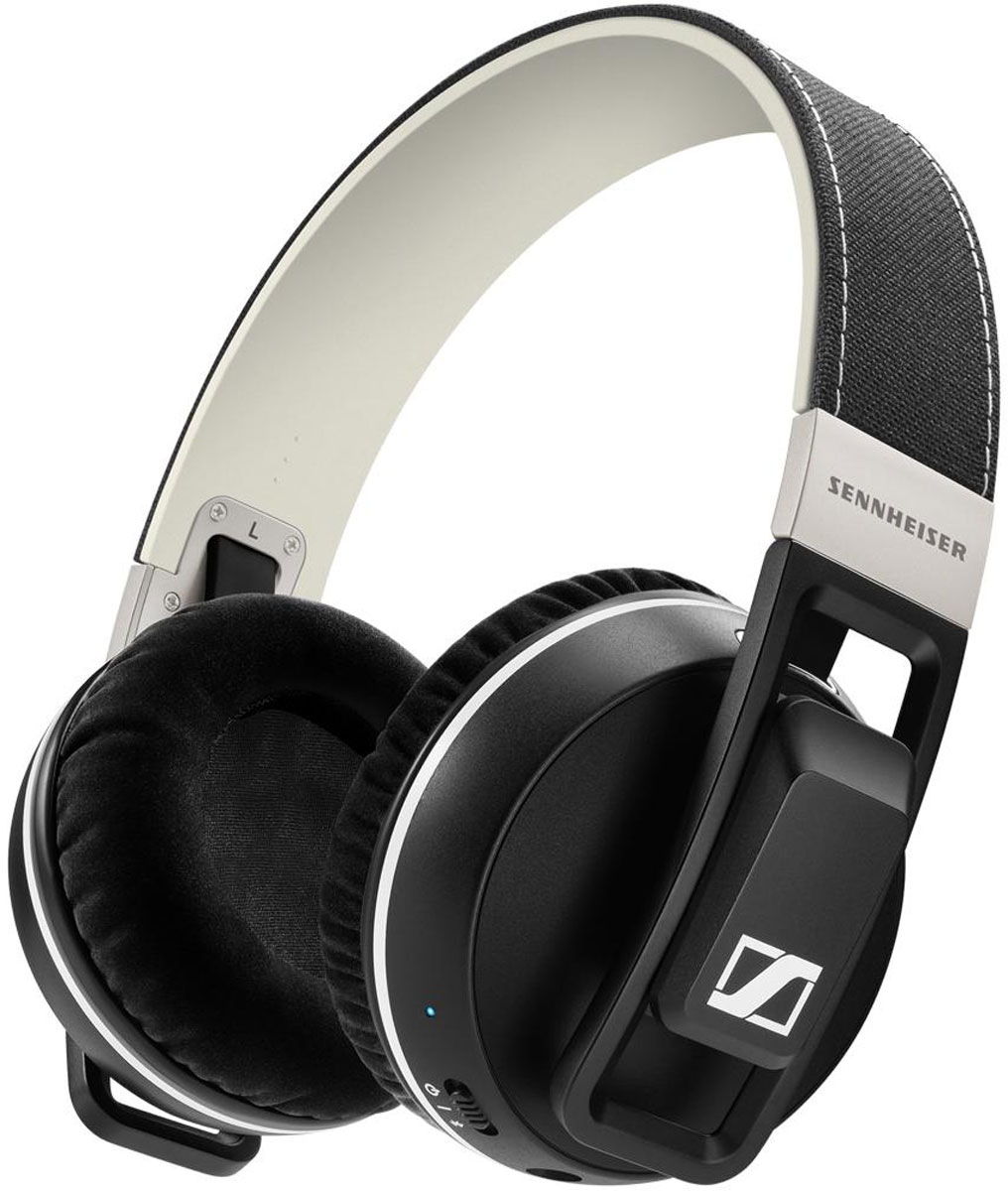 Sennheiser Urbanite XL Wireless, Black наушникиURBANITE XL WIRELESS, BLACK Sennheiser Urbanite XL Wireless, Black наушникиURBANITE XL WIRELESS, BLACKНаушники Sennheiser Urbanite XL Wireless с большими велюровыми амбушюрами проявит себя с лучшей стороны в бурлящем уличном потоке.Наушники оборудованы ультра современной интуитивной сенсорной панелью на амбушюрах. Urbanite XL Wireless оснащены мощной батареей, a надежный, но удобный складной дизайн прекрасно подойдет для использования на улице.Голосовые подсказки предоставляют всю необходимую информацию о состоянии наушников. Кристально чистое качество звука обеспечивается двумя микрофонами внутри амбушюр, которые постоянно отслеживают фоновый шум и динамично компенсируют внешние препятствия для более чистой речи.Использование apt-X декодера гарантирует, что качество аудио CD может быть передано с помощью беспроводной технологии, поэтому вы можете свободно двигаться, не теряя при этом качество звука.Наушники комплектуются универсальным съемным кабелем с встроенным пультом дистанционного управления и микрофоном для управления музыкой и приема звонков на ходу.