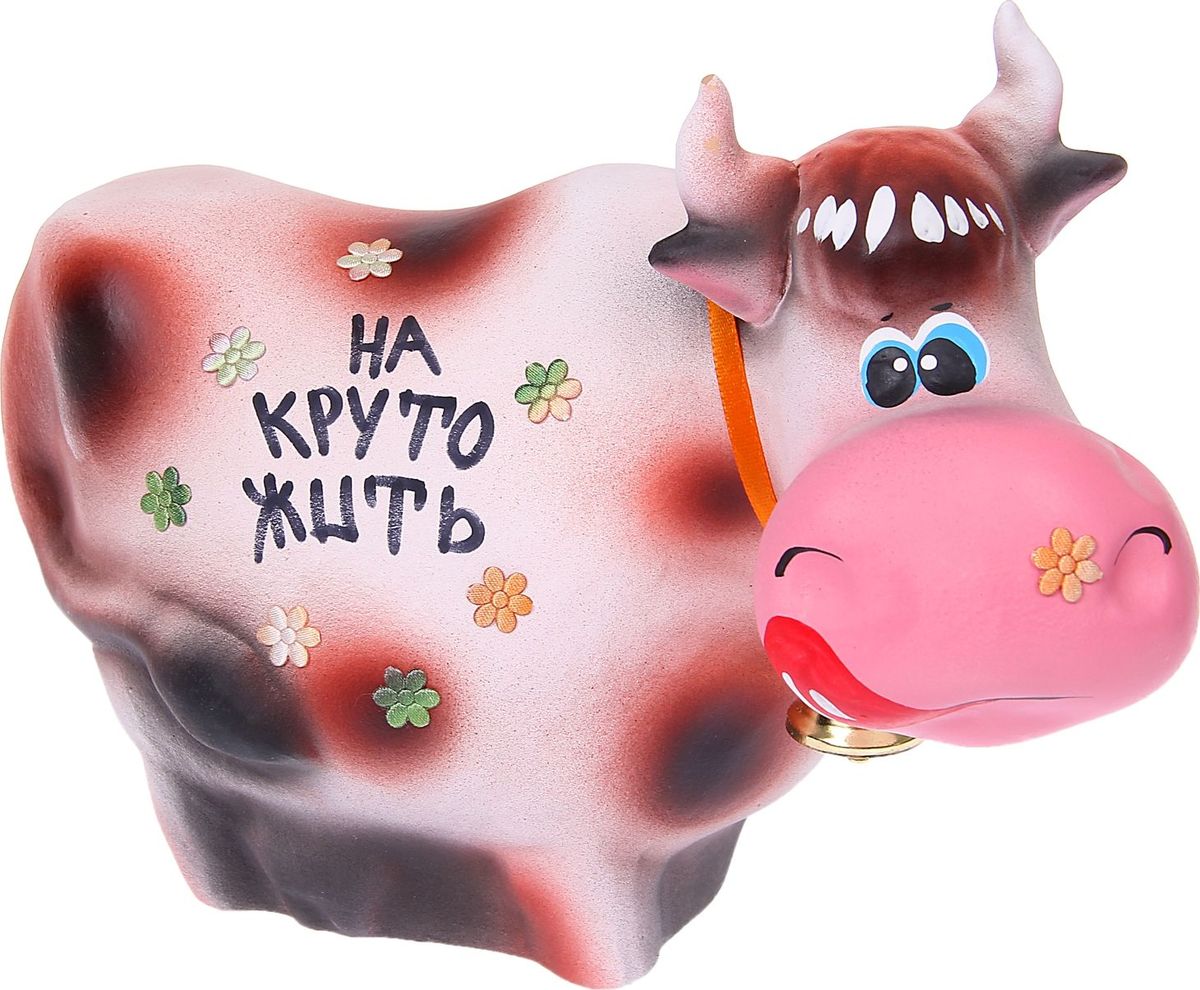 Копилка Нарядная корова, 12 х 25 х 16 см1077566 Копилка Нарядная корова, 12 х 25 х 16 см1077566Копилка — универсальный вариант подарка любому человеку, ведь каждый из нас мечтает о какой-то дорогостоящей вещи и откладывает или собирается откладывать деньги на её приобретение. Вместительная копилка станет прекрасным хранителем сбережений и украшением интерьера. Она выглядит так ярко и эффектно, что проходя мимо, обязательно захочется забросить пару монет.