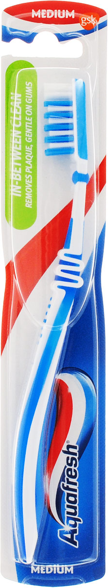 Aquafresh Зубная щетка In-Between Clean, средней жесткости, цвет голубой