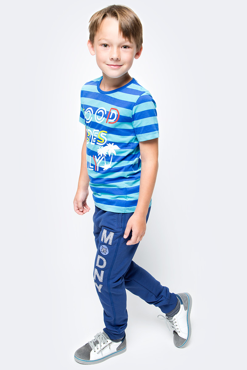 Футболка для мальчика Cherubino, цвет: синий. CSJ 61595. Размер 128CSJ 61595 Футболка для мальчика Cherubino, цвет: синий. CSJ 61595. Размер 128CSJ 61595Футболка для мальчика Cherubino изготовлена из натурального хлопка. Модель в полоску оформлена оригинальным принтом.