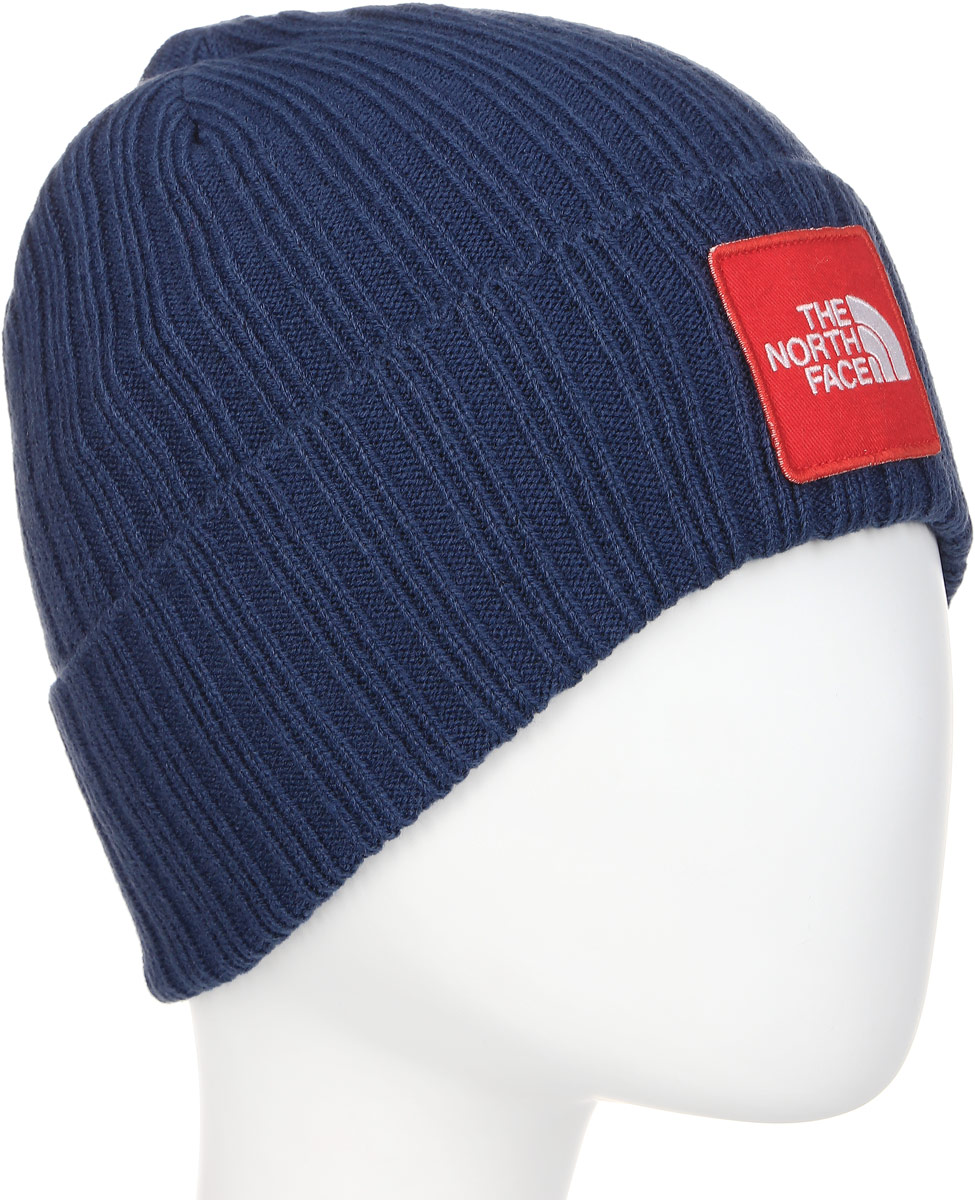 Шапка The North Face Tnf Logo Box Cuf, цвет: синий. T92T6IHDC. Размер универсальныйT92T6IHDC Шапка The North Face Tnf Logo Box Cuf, цвет: синий. T92T6IHDC. Размер универсальныйT92T6IHDCШапка The North Face Salty Dog Beanie стильная и теплая. Модель изготовлена из практичной акриловой пряжи. Широкий отворот декорирован нашивкой с логотипом бренда. Отличная модель для тех, кто ведет активный образ жизни.