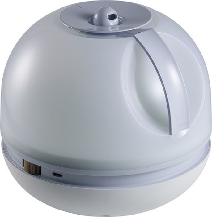 Beaba Увлажнитель воздуха ультразвуковой Silenso Humidifier Silenso Mineral920313 Beaba Увлажнитель воздуха ультразвуковой Silenso Humidifier Silenso Mineral920313Увлажнитель для детской комнаты SILENSOЗимой воздух в наших квартирах становится сухим, что способствует иссушению слизистой, которая в свою очередь хуже защищает от вирусов и микробов.В результате ребенок хуже спит, быстро устает, часто болеет, у него снижается иммунитет. При этом увеличивается вероятность появления аллергических реакций, поскольку в сухом воздухе микроскопические пылинки свободно попадают в дыхательные пути, вызывая их раздражение.Для детских комнат педиатры рекомендуют использовать увлажнитель воздуха.Бесшумный, легкий в использовании и очистке увлажнитель SILENSO от компании Beaba поможет поддержать в комнате ребенка идеальный уровень влажности, обеспечив ему настоящий комфорт при дыхании. Увлажнитель также позволит сократит риск возникновения кашля, конъюнктивитов или бронхита.SILENSO снабжен большим резервуаром воды – 2,5 л, его автономная работа составляет приблизительно 20 часов.Кроме того расход пара возможно регулировать вручную, как и направление его распределения в комнате (вращение на 360° во всей комнате).Увлажнитель снабжен системой автоматического выключения при низком уровне воды.Техническая информация:Автономная работа в течение 20 часов (в зависимости от расхода пара).Большой резервуар 2,5 л.Система холодного пара (ультразвуковая).Регулируемое (ручное) направление пара: вращение на 360; во всей комнате.Регулируемый расход пара.Автоматическое выключение при низком уровне воды.Бесшумный (35 Дб), не мешает ребенку спать.Легкость использования, наполнения и очищения.Идеально подходит для спален площадью 8;15 м2.Потребление энергии 25 ватт.