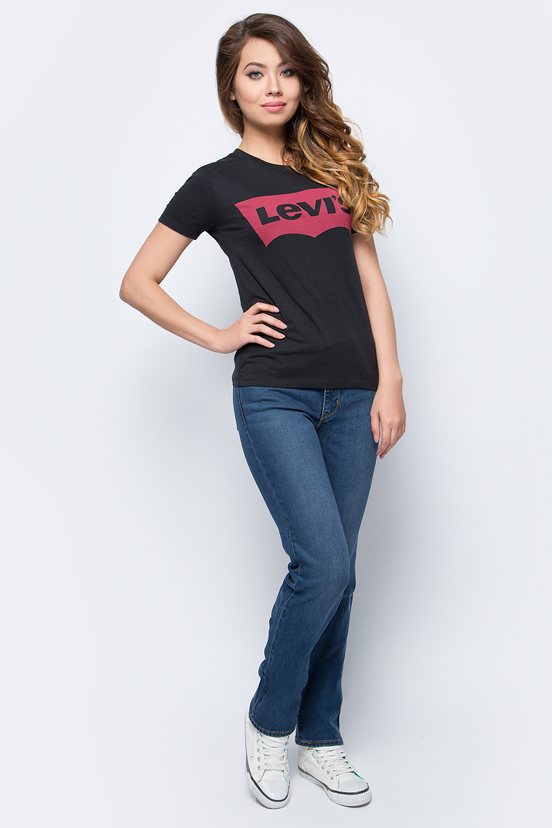 Футболка женская Levis®, цвет: черный. 1736902010. Размер XL (48)1736902010 Футболка женская Levis®, цвет: черный. 1736902010. Размер XL (48)1736902010Футболка Levis® выполнена из мягкого трикотажа стандартного кроя с легендарным логотипом бренда. Модель с короткими рукавами и круглым вырезом горловины.