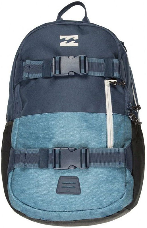 Рюкзак Billabong Command Skate Pack, цвет: темно-синий, голубой, 27 лF5BP03 Рюкзак Billabong Command Skate Pack, цвет: темно-синий, голубой, 27 лF5BP03Стильный городской рюкзак Billabong Command Skate Pack для скейтбординга. Просторное основное отделение, удобные карманы, мягкие плечевые лямки и плотная спинка. Рюкзак снабжен двумя внешними креплениями для доски.Особенности:Просторное основное отделение.Мягкое отделение для ноутбука.Крепления для скейтборда.Карман органайзер.Боковые карманы.Регулируемые плечевые лямки.Плотная спинка.Удобная петля для переноски.