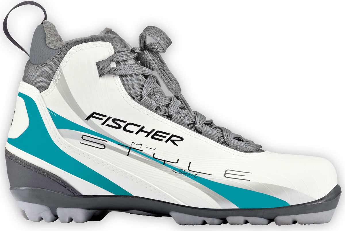 Лыжные ботинки Fischer XC Sport My Style, цвет: белый. Размер 38S30017 Лыжные ботинки Fischer XC Sport My Style, цвет: белый. Размер 38S30017Fischer XC Sport My Style - это отличная модель для лыжных прогулок. Женская анатомическая колодка, подошва Soft и более тонкая стелькаобеспечивают комфорт и придают необходимую гибкость подошве.Технологии:Internal Molded HeelCap - внутренняя пластиковая вставка анатомической формы в пяточной части. Очень легкая и термоформируемая.Easy Entry Loops - широкое раскрытие ботинка и практичная петля на пятке облегчают надевание/снимание ботинок.Cleansport NXT- специальная пропитка подкладки и стелек ботинок. Система из полезных микробов, которые устраняют неприятный запах.T3 - полиуретановая подошва с хорошей гибкостью, устойчивая к износу при ходьбе. Также используется в детских ботинках.Ladies Fit Concept - для женской целевой группы разработан свой тип колодки, который обеспечивает наилучший комфорт при катании имаксимальную передачу энергии.