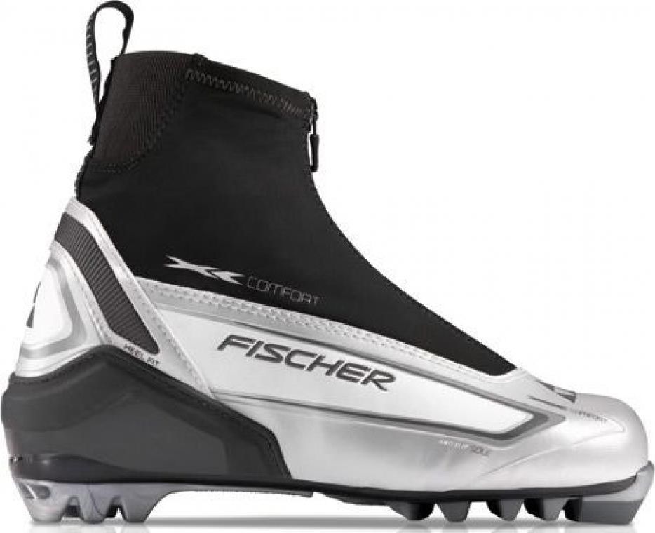 Ботинки лыжные мужские Fischer XC Comfort, цвет: белый, серебристый. S23014. Размер 49S23014 Ботинки лыжные мужские Fischer XC Comfort, цвет: белый, серебристый. S23014. Размер 49S23014Лыжные ботинки Fischer XC Comfort предназначены для комфортных лыжных прогулок. Высокий профиль гарантирует наилучшую поддержку голеностопа. Клапан на молнии и водоотталкивающий утеплитель Comfort Guard защищают от холода и проникновения влаги при катании. Преимущества для потребителей:- Теплые и комфортные. - Легко надевать и снимать. - Высокий клапан защищает от снега и влаги.