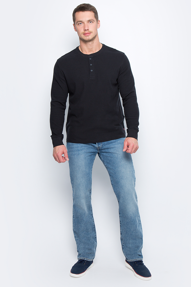 Лонгслив мужской Levis®, цвет: черный. 1934400070. Размер M (48)1934400070 Лонгслив мужской Levis®, цвет: черный. 1934400070. Размер M (48)1934400070Лонгслив Levis® стандартного кроя отличается прочной вязкой и рукавами реглан. Изделие также имеет планку на трех пуговицах из качественного пластика.