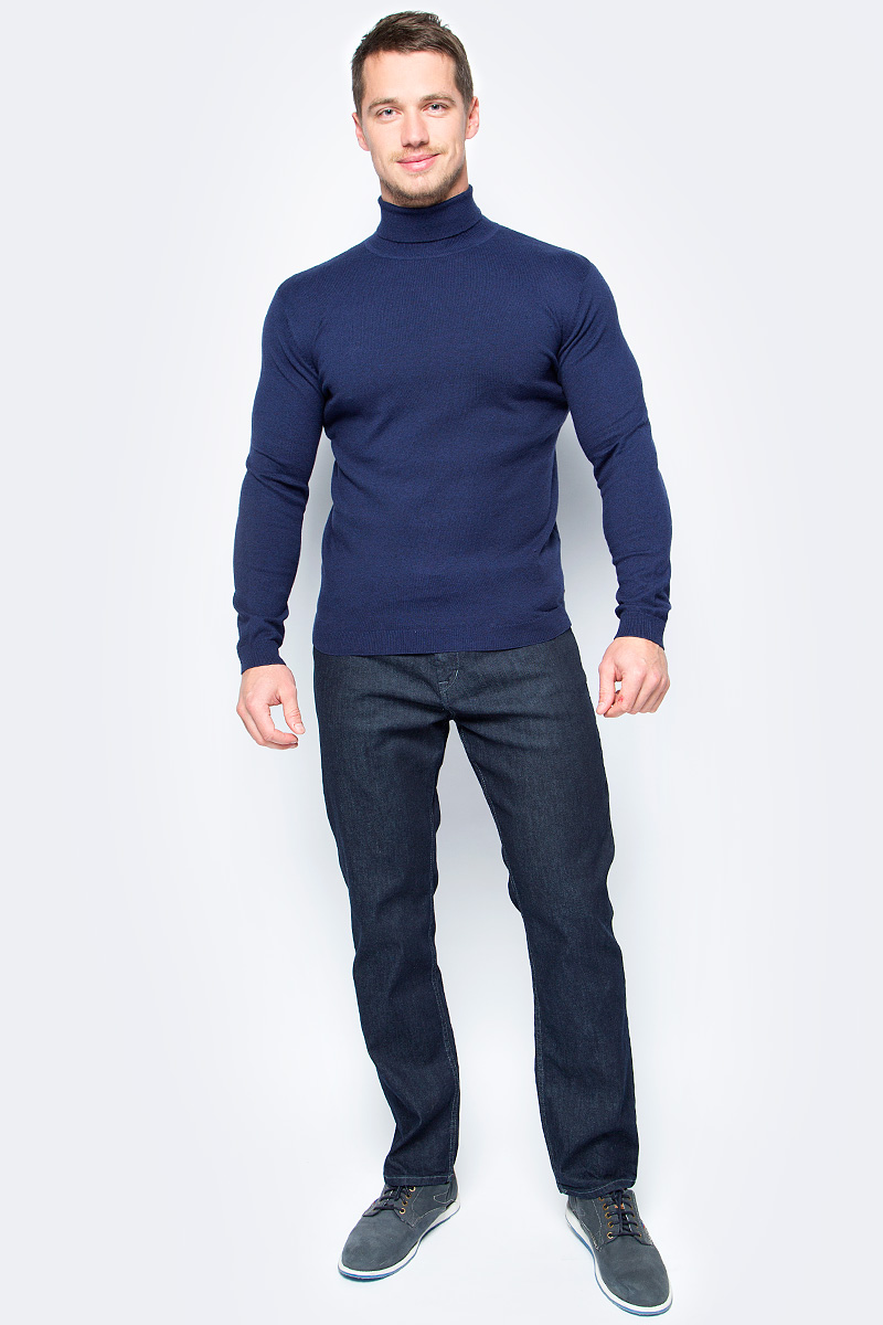 Водолазка мужская Tom Tailor, цвет: голубой. 3023061.00.10_6465. Размер L (50)3023061.00.10_6465 Водолазка мужская Tom Tailor, цвет: голубой. 3023061.00.10_6465. Размер L (50)3023061.00.10_6465Оригинальная мужская водолазка Tom Tailor, изготовлена из высококачественной пряжи. Модель с воротником-гольф и длинными рукавами великолепно подойдет для создания современного образа в стиле Casual. Горловина, манжеты рукавов и низ связаны резинкой.
