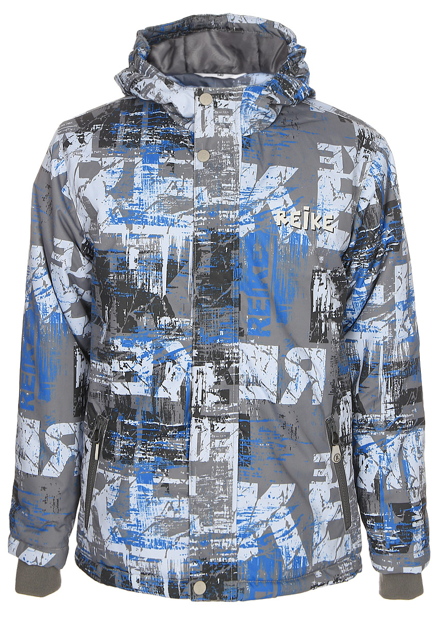 Куртка для мальчика Reike, цвет: серый. 397772_BS grey. Размер 140397772_BS grey Куртка для мальчика Reike, цвет: серый. 397772_BS grey. Размер 140397772_BS greyКуртка для мальчика Reike выполнена из ветрозащитного, водоотталкивающего и дышащего материала с ярким молодежным принтом. Подкладка из принтованного полиэстера с подкладом из микрофлиса. Рукава оформлены эластичными трикотажными манжетами. Модель имеет регулирующийся капюшон, два кармана на молнии и светоотражатели на груди и спине. Высокий воротник-стойка, ветрозащитная планка на кнопках вдоль молнии и трикотажные манжеты создают дополнительную защиту от ветра. Базовый уровень. Коэффициент воздухопроницаемости куртки: 2000гр/м2/24 ч. Водоотталкивающее покрытие: 2000 мм.