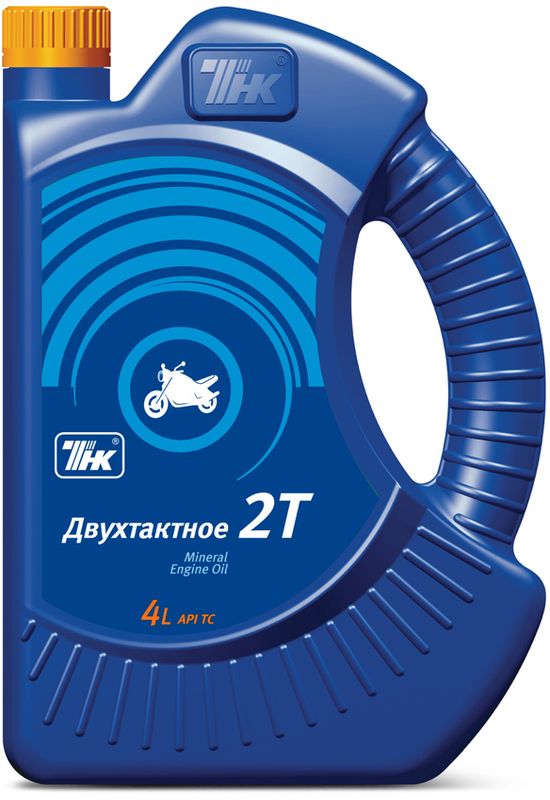 Масло моторное ТНК 2Т, 4 л40611942 Масло моторное ТНК 2Т, 4 л40611942ТНК 2Т универсальное минеральное масло для двухтактных двигателей. Производится из высокоочищенного базового масла и усовершенствованного беззольного пакета присадок. Область применения: ТНК 2Т предназначено для использования в лодочных моторах, бензопилах, мотокультиваторах и другой технике, оснащенной двухтактными бензиновыми двигателями отечественного и зарубежного производства, в которой, в соответствии с инструкцией по эксплуатации, рекомендуются масла уровня API TC. ТНК 2Т используется в смеси с бензином в отношении 1:50, однако следует придерживаться рекомендаций производителей двигателей, если требуется большая дозировка. Масло самосмешиваемо и его необходимо добавлять в бак перед заправкой топливом.Преимущества масла: Масляно-топливная смесь сгорает полностью и без остатка. Входящие в состав масла высокоэффективные присадки способствуют удалению нагара из камеры сгорания. Масло прекрасно защищает двигатель и всю топливную систему от коррозии. Полностью совместимо и взаимозаменяемо с маслами аналогичного уровня качества.